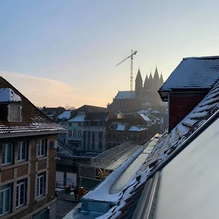 Gîte de Tournai-Cathédrale-Centre historique Extérieur photo